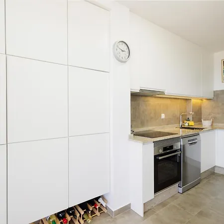 Apartment, With Large Private Glazed Terrace And Panoramic Sea Views, In Calahonda, Mijas Apartment Sitio de Calahonda