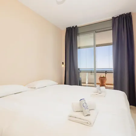 Apartment Apartment, With Large Private Glazed Terrace And Panoramic Sea Views, In Calahonda, Mijas *