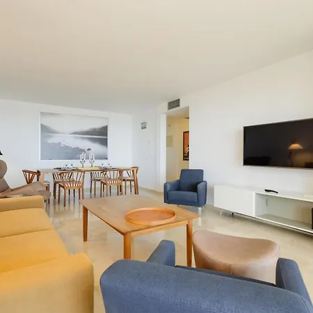 Apartment Apartment, With Large Private Glazed Terrace And Panoramic Sea Views, In Calahonda, Mijas