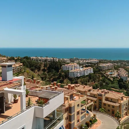 Apartment, With Large Private Glazed Terrace And Panoramic Sea Views, In Calahonda, Mijas