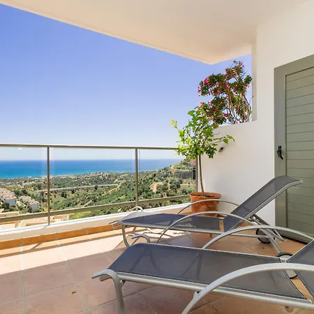Apartment, With Large Private Glazed Terrace And Panoramic Sea Views, In Calahonda, Mijas * Sitio de Calahonda